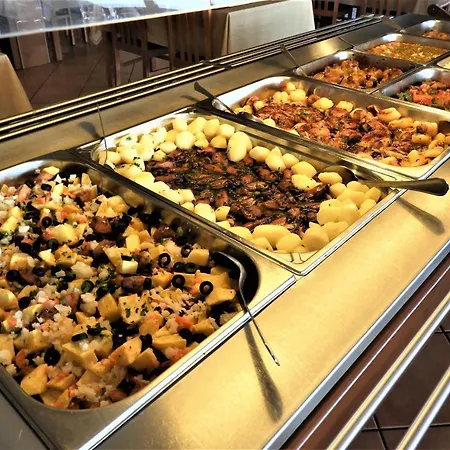 Отель Rural Rocha Da Gralheira Сан-Браш-ди-Алпортел