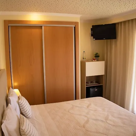 Rural Rocha Da Gralheira Hotel *